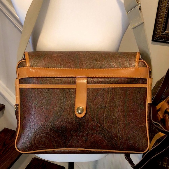 M ETRO Milano Paisley Coated Canvas Leather Crossbody Messenger Laptop Bag - Picture 10 of 17